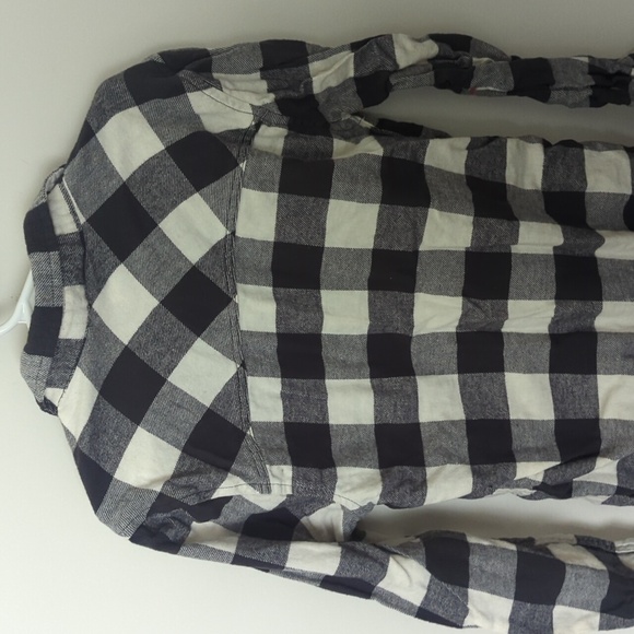 ✅5/$20✅ Boys Jumping Beans flannel - Picture 4 of 4